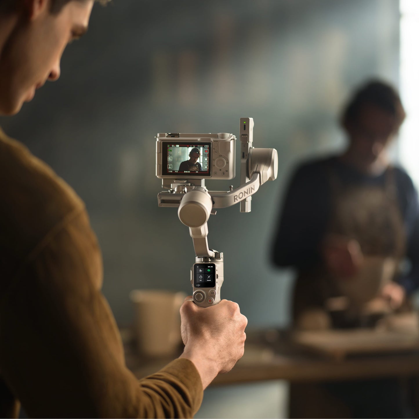 DJI RS 4 Mini Handheld Camera Stabilizer (CP.RN.00000442.03)