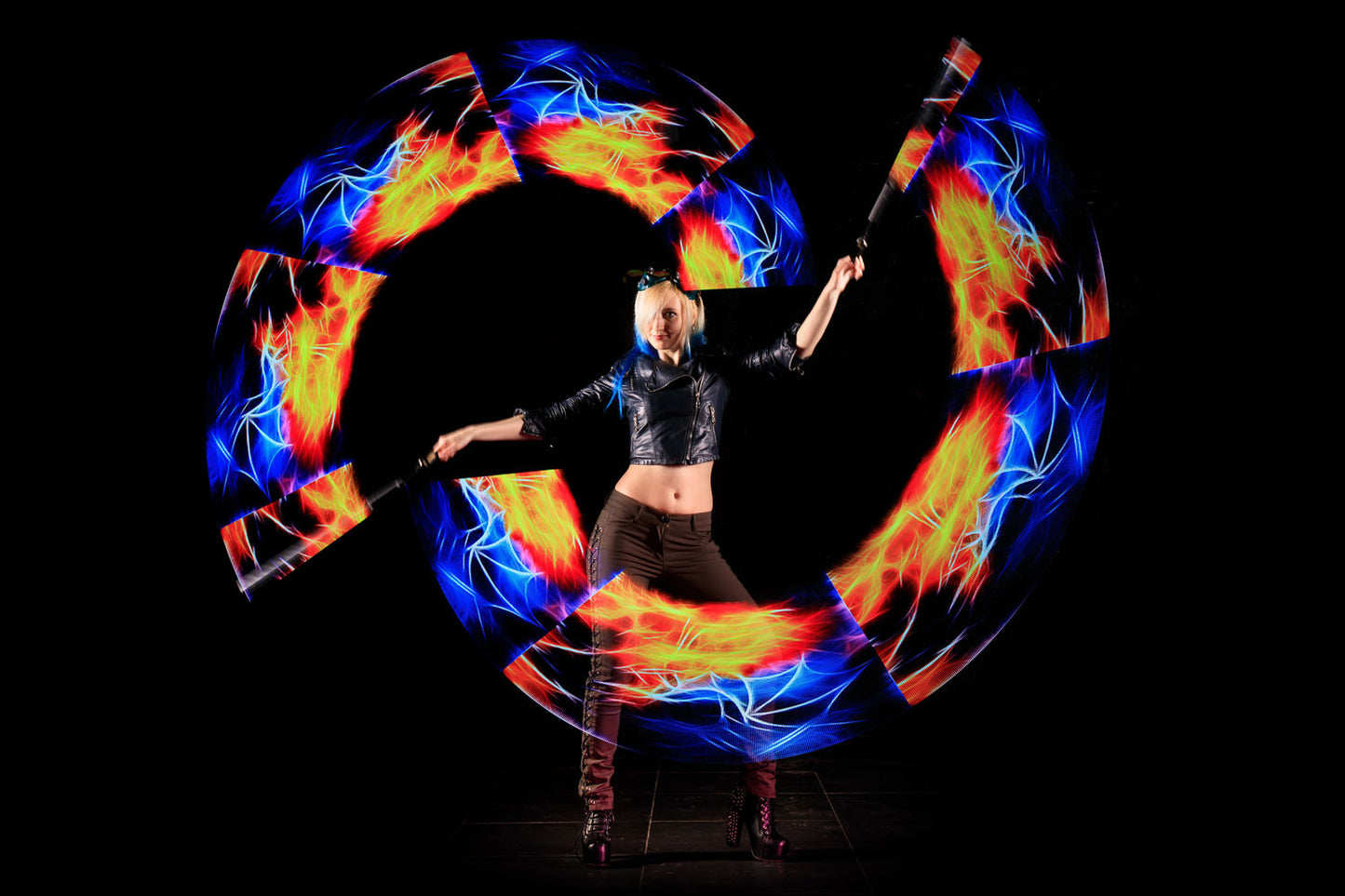 Ignis 200 HD Full-Size High-Resolution LED Poi Set